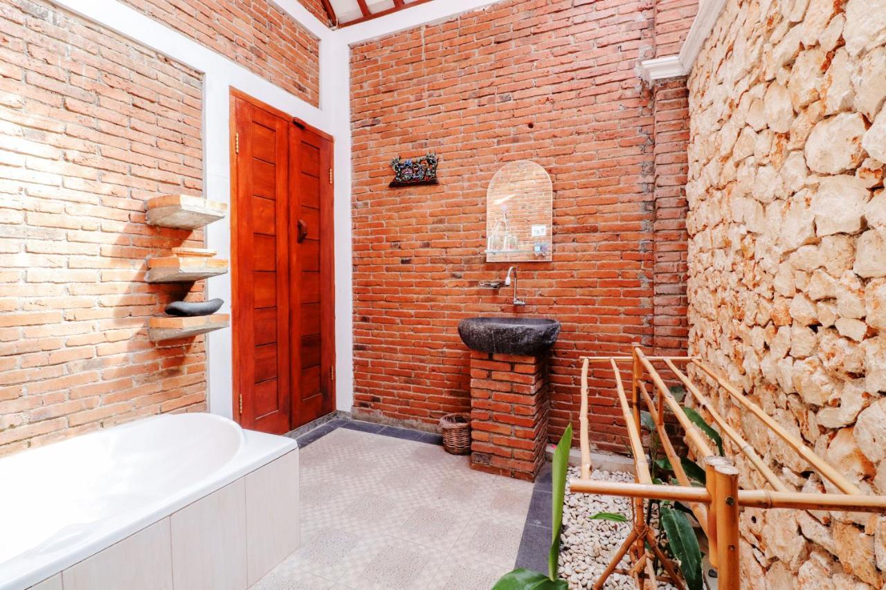 Omah Teras Bata Guesthouse Jogjacarta Exterior foto