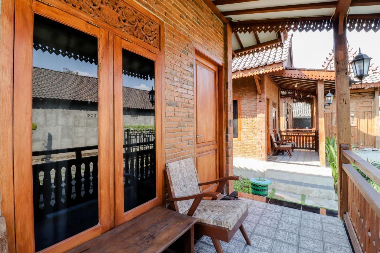 Omah Teras Bata Guesthouse Jogjacarta Exterior foto